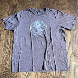 Dunkin Donuts t-shirt XL